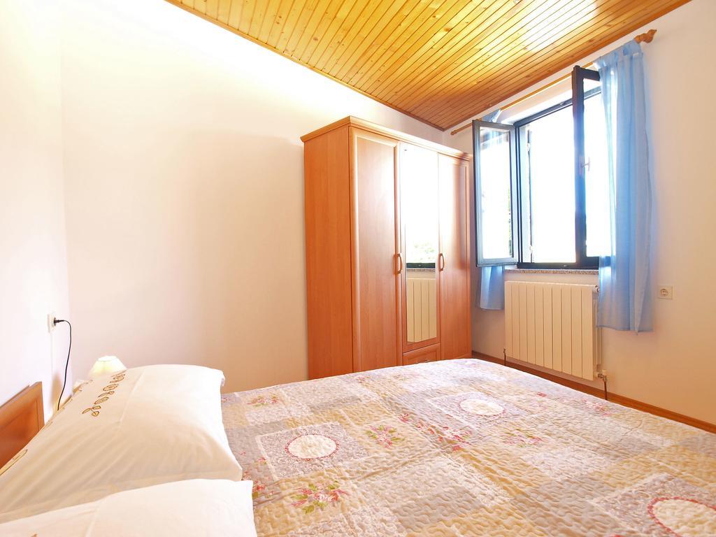 House Sandra 1430 Peresiji Exterior photo